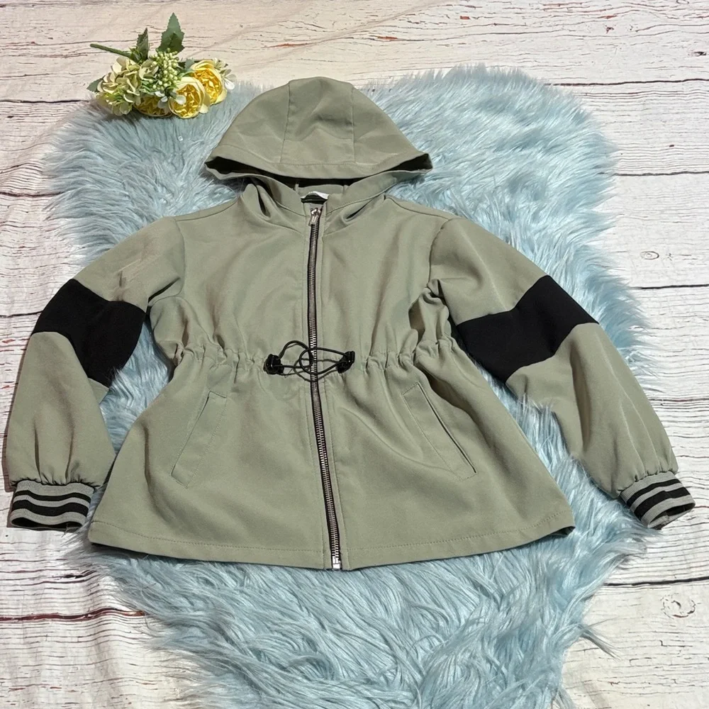Zara Kids Green Hooded Jacket with Black Details Sz 8